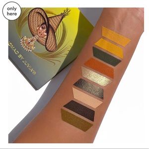The Nomad Palette by Yuvia’s Place